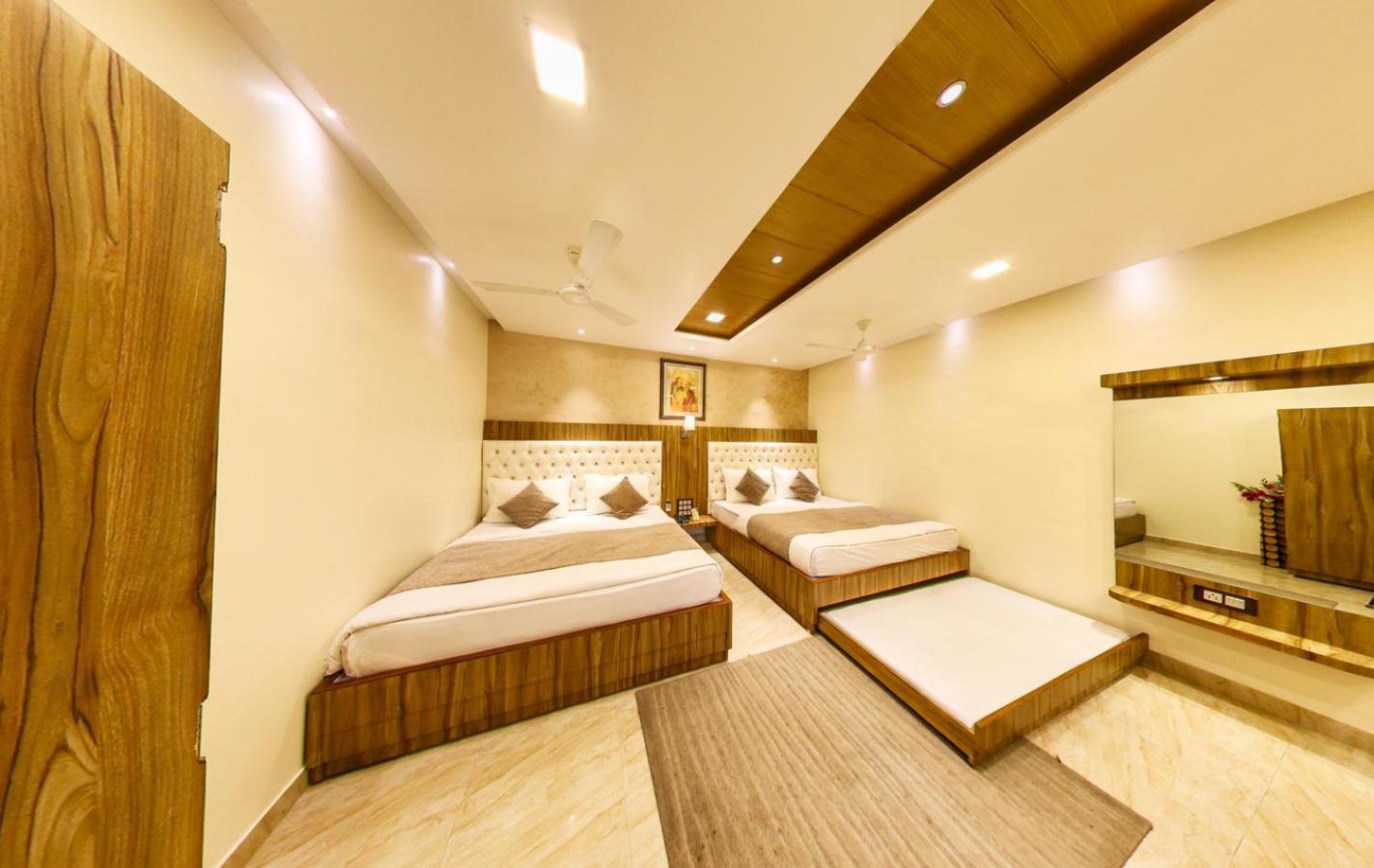 Hari Niwas - A Boutique Garden Resort Ābu Exteriör bild