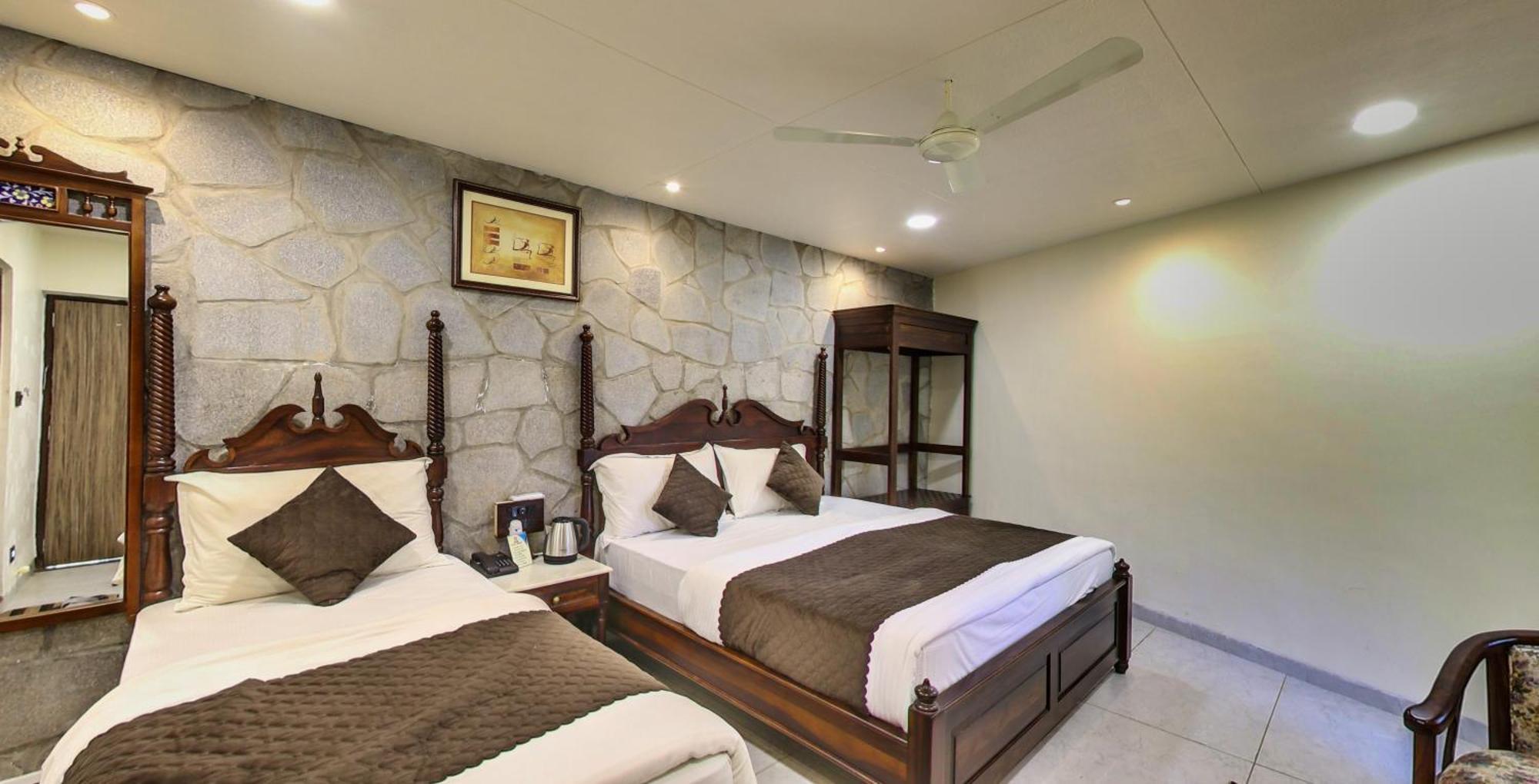 Hari Niwas - A Boutique Garden Resort Ābu Exteriör bild