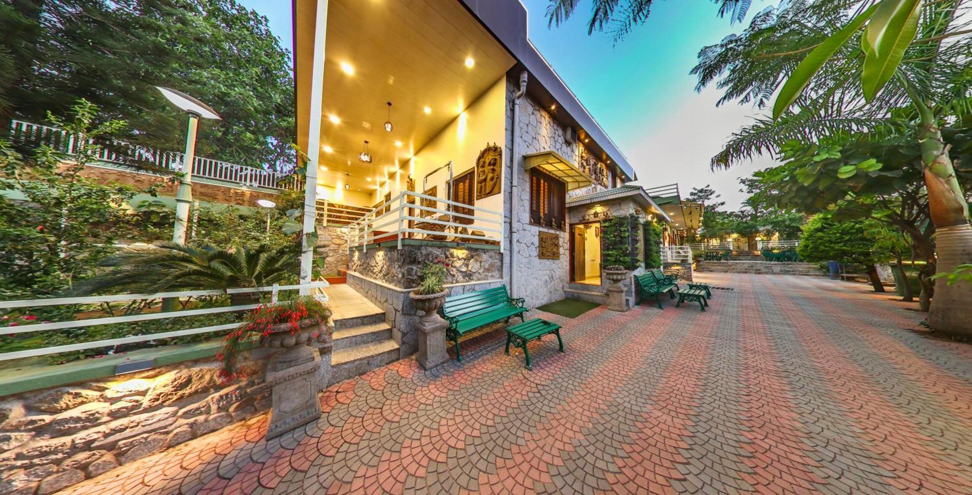 Hari Niwas - A Boutique Garden Resort Ābu Exteriör bild